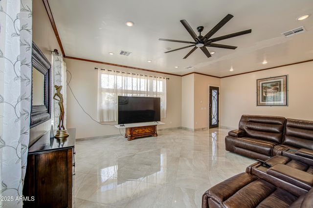 9005 S CALLE SAHUARO --, Guadalupe, AZ 85283