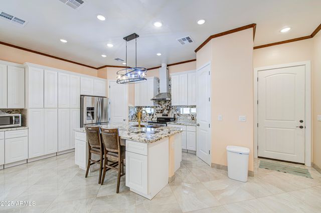 9005 S CALLE SAHUARO --, Guadalupe, AZ 85283