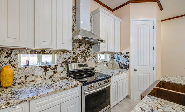 9005 S CALLE SAHUARO --, Guadalupe, AZ 85283