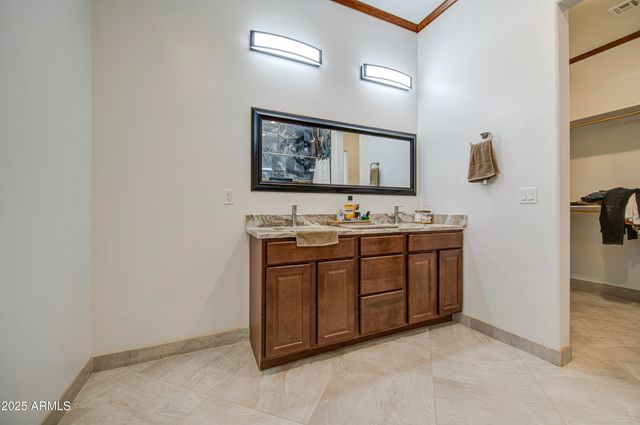 9005 S CALLE SAHUARO --, Guadalupe, AZ 85283