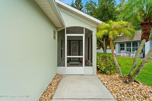 685 Naples Court, Melbourne, FL 32904
