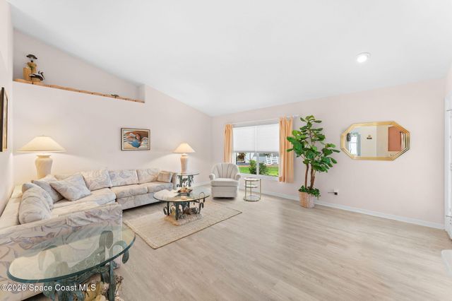 685 Naples Court, Melbourne, FL 32904