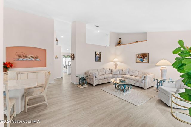 685 Naples Court, Melbourne, FL 32904
