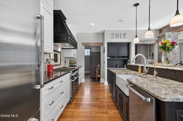 13 Saratoga Farm Road, Malta, NY 12020