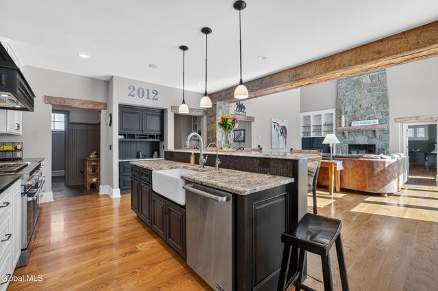 13 Saratoga Farm Road, Malta, NY 12020