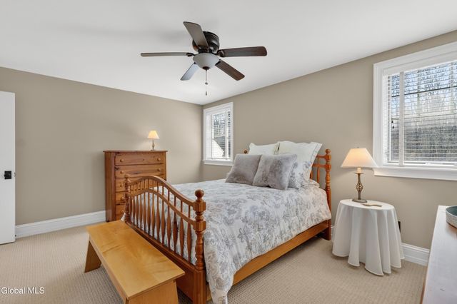 13 Saratoga Farm Road, Malta, NY 12020