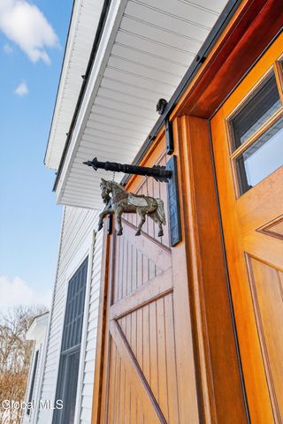 13 Saratoga Farm Road, Malta, NY 12020