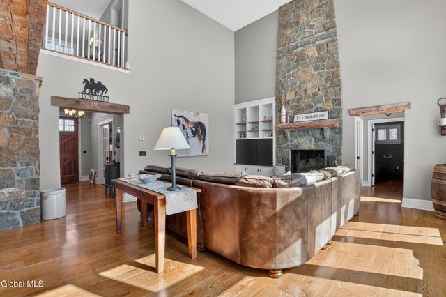 13 Saratoga Farm Road, Malta, NY 12020