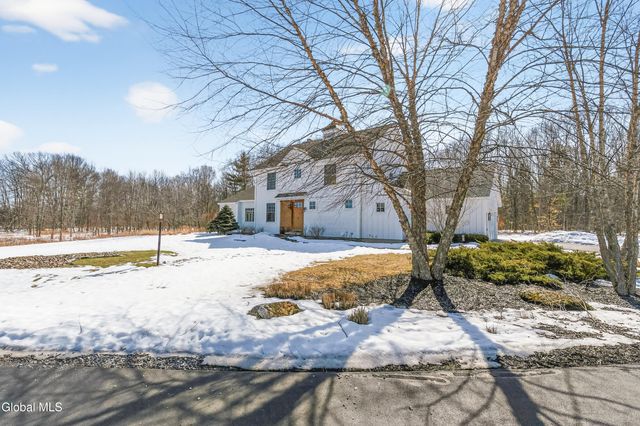 13 Saratoga Farm Road, Malta, NY 12020