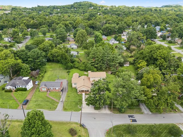 3829 Burrus St, Nashville, TN 37216