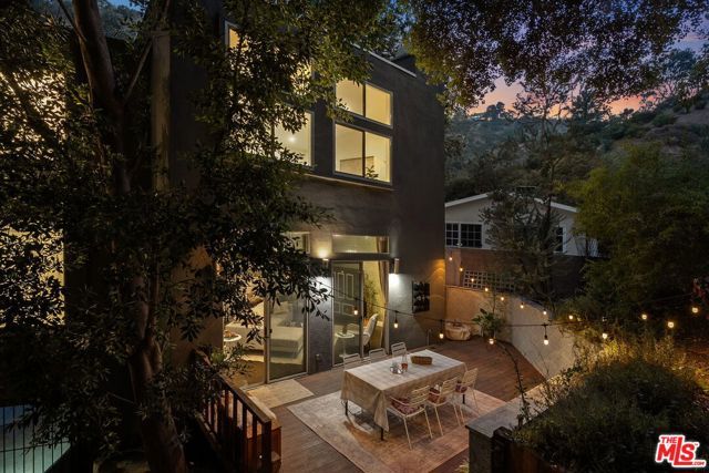 2180 Laurel Canyon Boulevard, Los Angeles, CA 90046