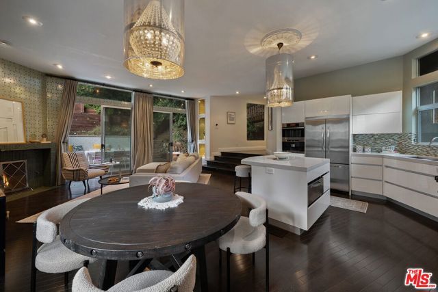 2180 Laurel Canyon Boulevard, Los Angeles, CA 90046