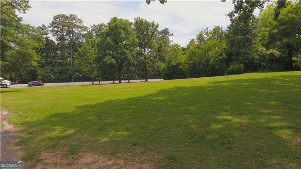 2875 Lower Roswell Road, Marietta, GA 30068