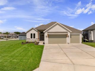 9346 Gander Street, Lenexa, KS 66227