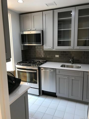 35 N Chatsworth Avenue 2Q, Larchmont, NY 10538