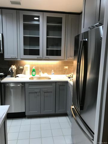 35 N Chatsworth Avenue 2Q, Larchmont, NY 10538