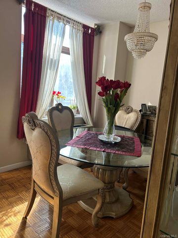 35 N Chatsworth Avenue 2Q, Larchmont, NY 10538