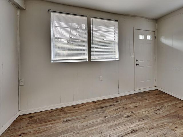 307 S MONTGOMERY AVENUE A, Deland, FL 32720