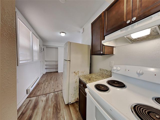 307 S MONTGOMERY AVENUE A, Deland, FL 32720