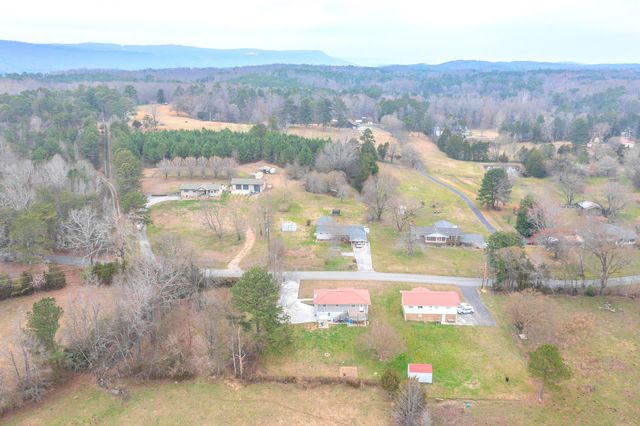 2423 N Marble Top Road, Chickamauga, GA 30707