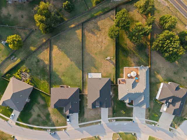 1365 W Gaslight Drive, Springfield, MO 65810