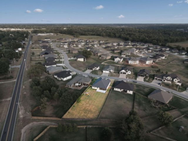 1365 W Gaslight Drive, Springfield, MO 65810