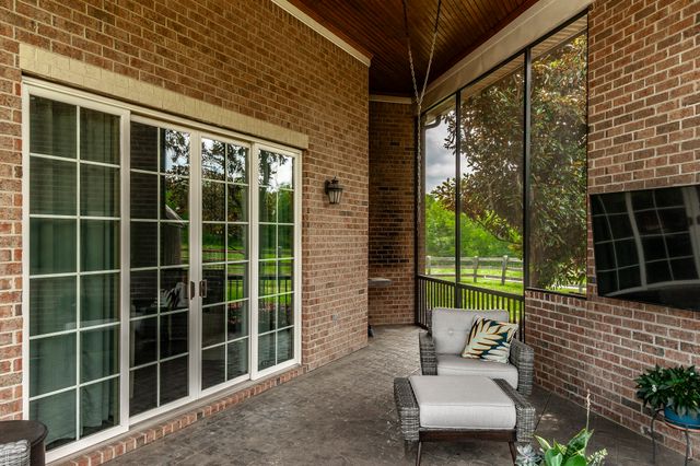 2436 Long Hollow Pike, Hendersonville, TN 37075