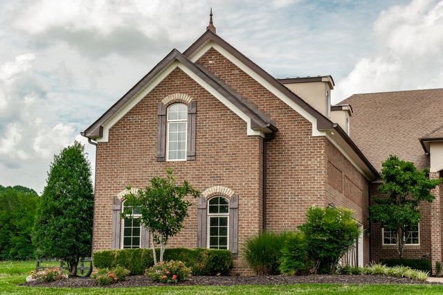 2436 Long Hollow Pike, Hendersonville, TN 37075