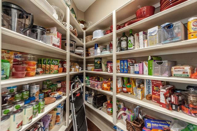 2436 Long Hollow Pike, Hendersonville, TN 37075