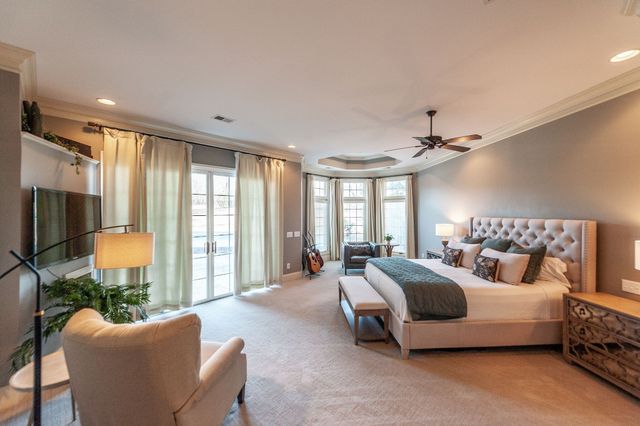 2436 Long Hollow Pike, Hendersonville, TN 37075