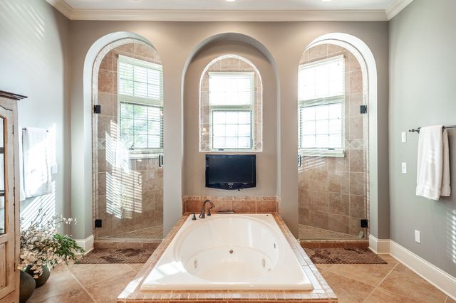 2436 Long Hollow Pike, Hendersonville, TN 37075