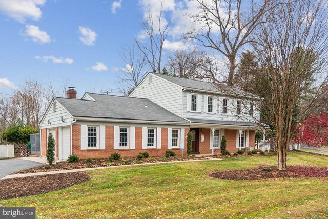 8624 WILD OLIVE DR, Potomac, MD 20854