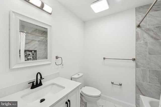 8624 WILD OLIVE DR, Potomac, MD 20854