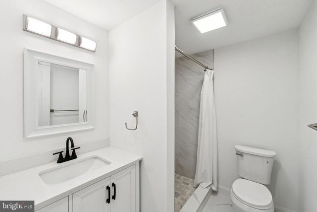 8624 WILD OLIVE DR, Potomac, MD 20854