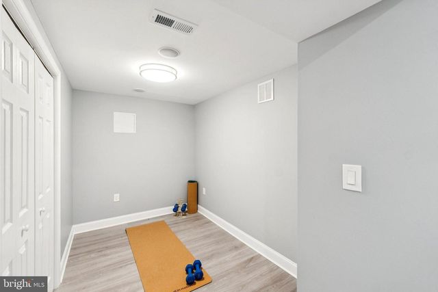 8624 WILD OLIVE DR, Potomac, MD 20854