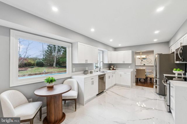 8624 WILD OLIVE DR, Potomac, MD 20854