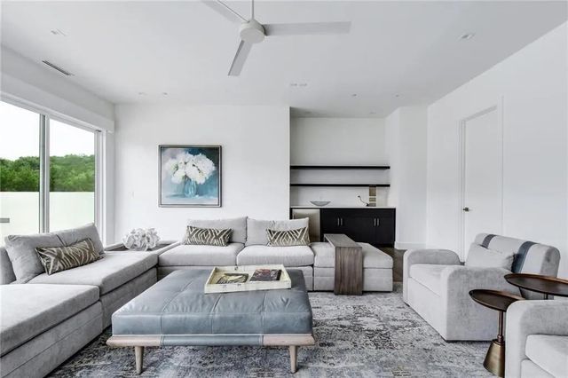 2701 Slow Turtle CV, Austin, TX 78746
