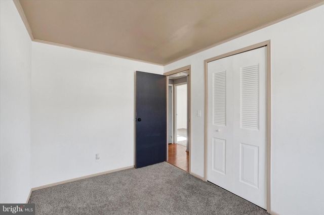 109 MAPLEWOOD DR, Dover, PA 17315