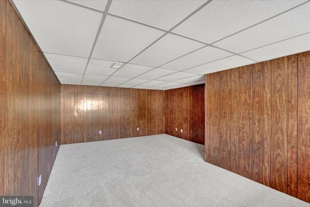 109 MAPLEWOOD DR, Dover, PA 17315