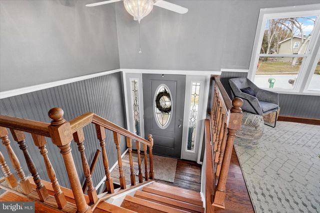 109 MAPLEWOOD DR, Dover, PA 17315