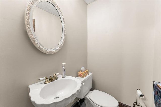 5141 Strickland Rd, Gainesville, GA 30507