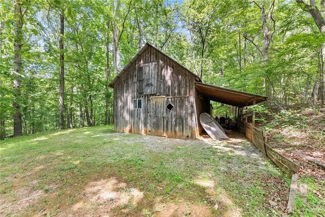 5141 Strickland Rd, Gainesville, GA 30507