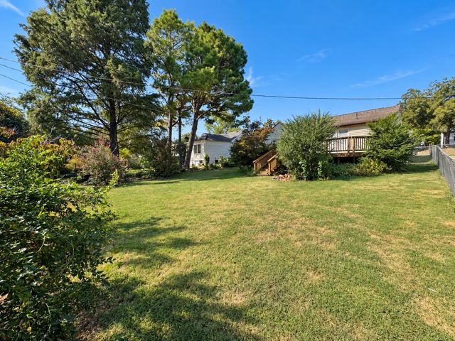 1017 N New Haven Avenue, Tulsa, OK 74115