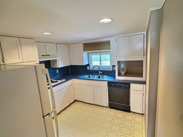 1017 N New Haven Avenue, Tulsa, OK 74115