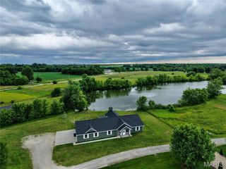 11120 Lakeshore, Hannibal, MO 63401