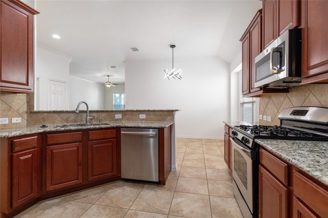 3464 Twin Pines Drive, Fort Worth, TX 76244