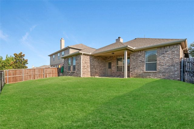 3464 Twin Pines Drive, Fort Worth, TX 76244