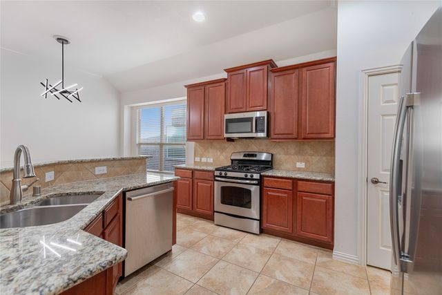 3464 Twin Pines Drive, Fort Worth, TX 76244