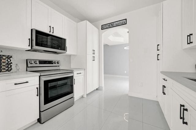 17021 NW 10TH Street, Pembroke Pines, FL 33028