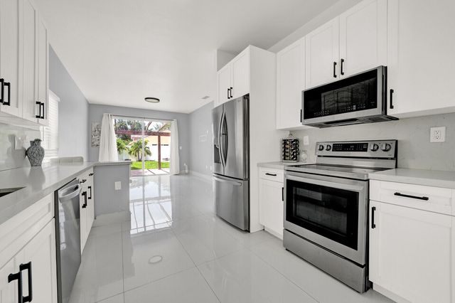 17021 NW 10TH Street, Pembroke Pines, FL 33028